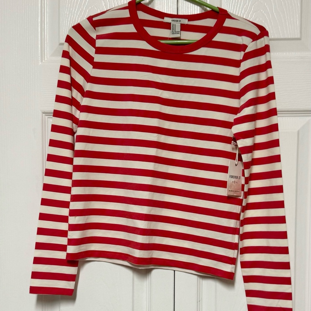 Forever 21 Red/Cream Striped Long Sleeve Size M T-Shirt